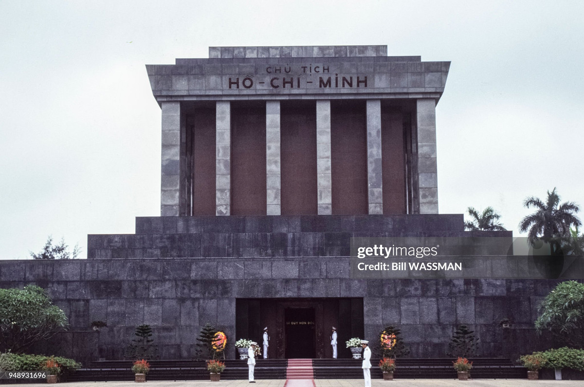 Lăng Chủ tịch Hồ Chí Minh.