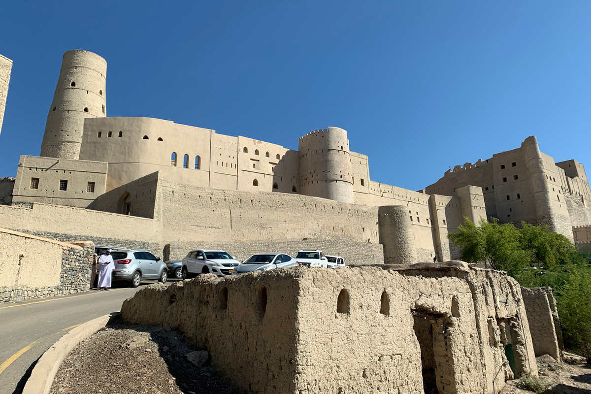 Pháo đài Bahla đã được UNESCO đưa vào danh sách Di sản văn hóa thế giới năm 1987. Đây chính là Di sản thế giới đầu tiên của đất nước Oman. Ảnh: The Gourmet Campers.