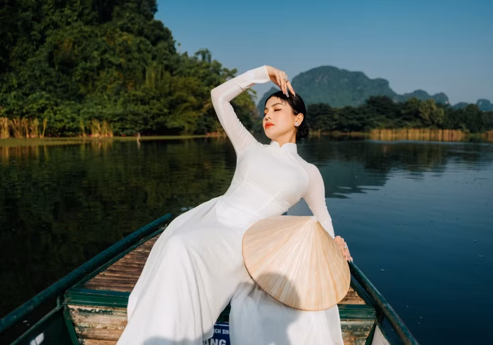 Lily Chen tiet lo ly do song 'an' gan 1 nam