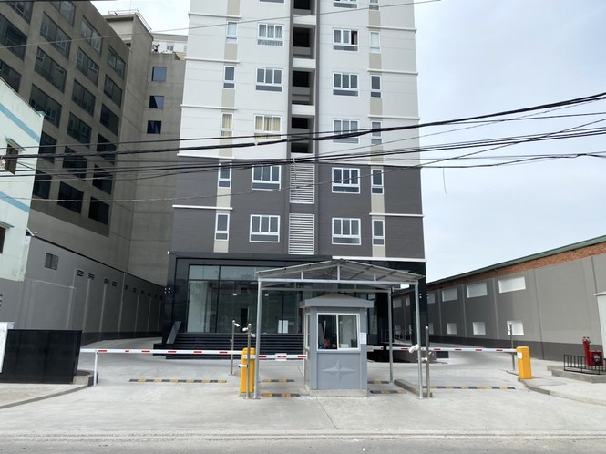 ##s###Tại dự án này, Sở Xây dựng TPHCM phê duyệt dự án đầu tư xây dựng (miễn giấy phép xây dựng) không đúng thẩm quyền. Thanh tra TPHCM giao Giám đốc Sở Xây dựng tham mưu, đề xuất biện pháp xử lý trình UBND TPHCM xem xét chỉ đạo.