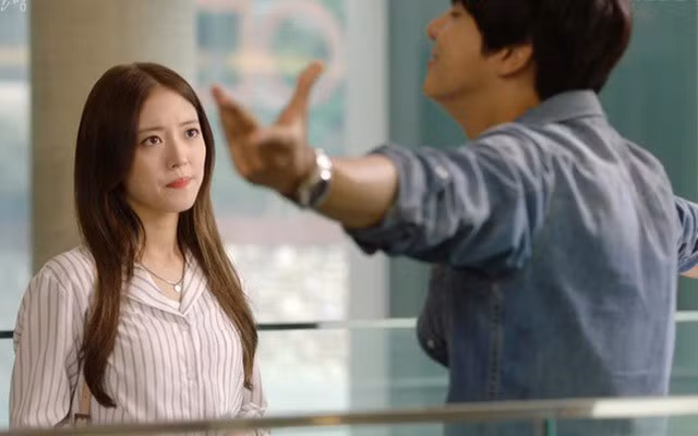 Duoc chong sap cuoi dan di mua sam, toi chi muon huy hon