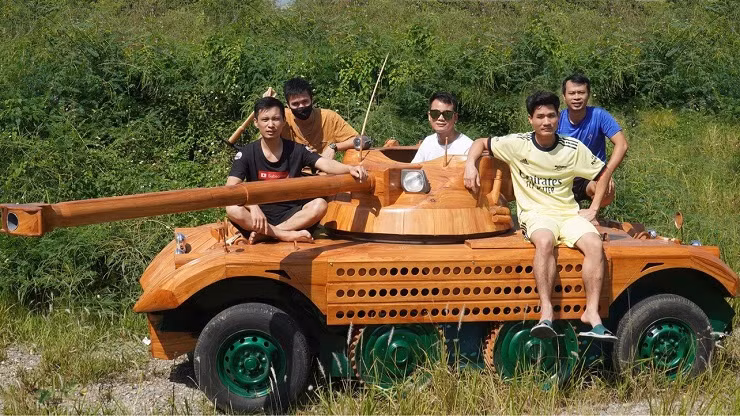 9x Bac Ninh chi hang tram trieu che tao hang loat sieu xe bang go-Hinh-7