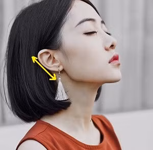 Tướng tai nhỏ dái tai mỏng: Một người có tướng tai nhỏ dái tai mỏng thường nghèo khổ về tiền bạc và yếu về sức khỏe. Những người này trong cuộc sống dù có nỗ lực gấp đôi gấp ba người khác thì thành quả nhận về cũng không được như mong muốn.