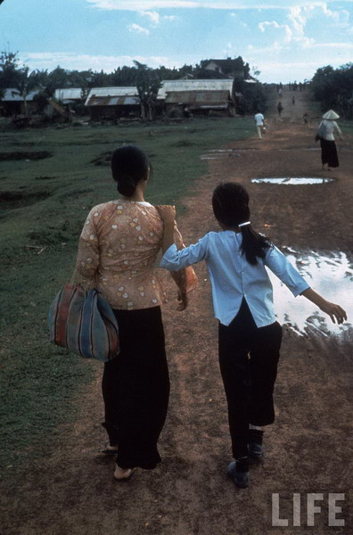 Cuộc đời của Nguyễn Thị Tròn từ đó bước sang một trang mới…