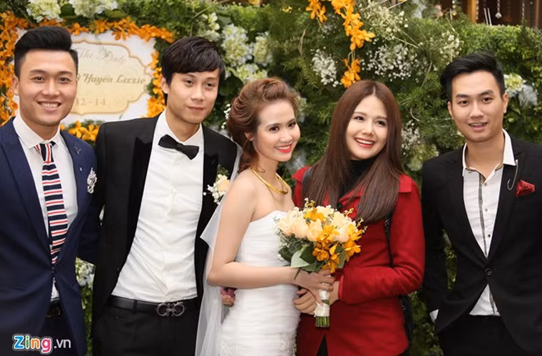 Anh Tuấn, Phương Anh và Xuân Phúc rạng rỡ trong ngày trọng đại của "Linh ôsin".