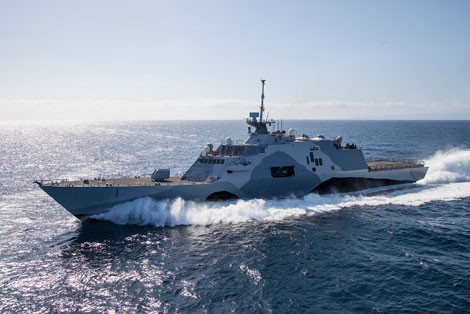 Trong chiến lược xoay trục, Mỹ cũng đã điều tàu chiến đấu ven biển tối tân LCS-1 USS Freedom tới khu vực Đông Nam Á hoạt động trong gần một năm.