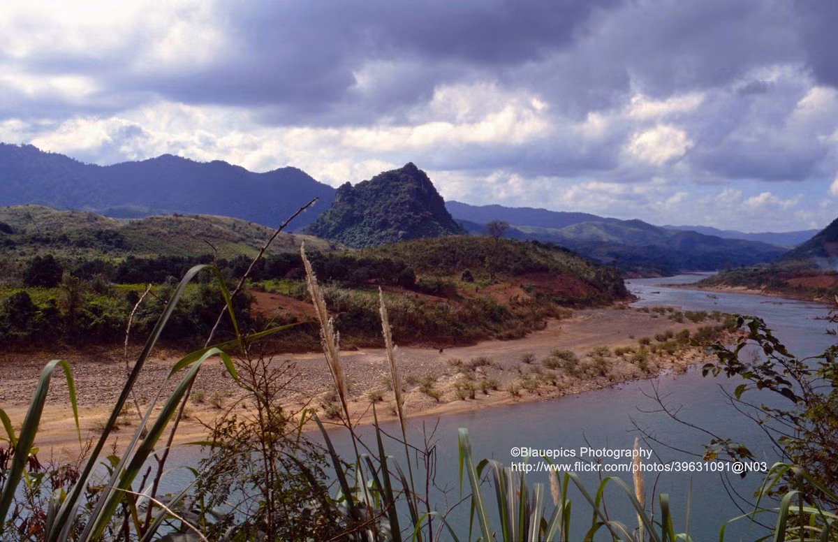 Phong cảnh ở Khu phi quân sự vĩ tuyến 17.