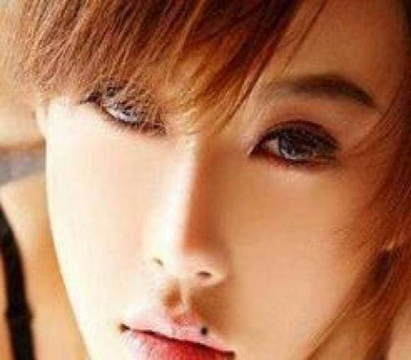 Nguoi co not ruoi o day ca doi se co vo so dao hoa-Hinh-3