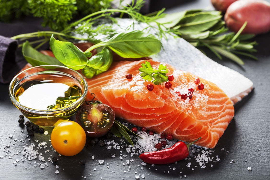 10 thuc pham giup co the gia di mot cach khoe manh