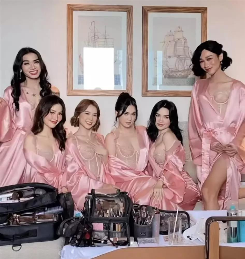 Dan dau phu kich doc trong dam cuoi sao Viet