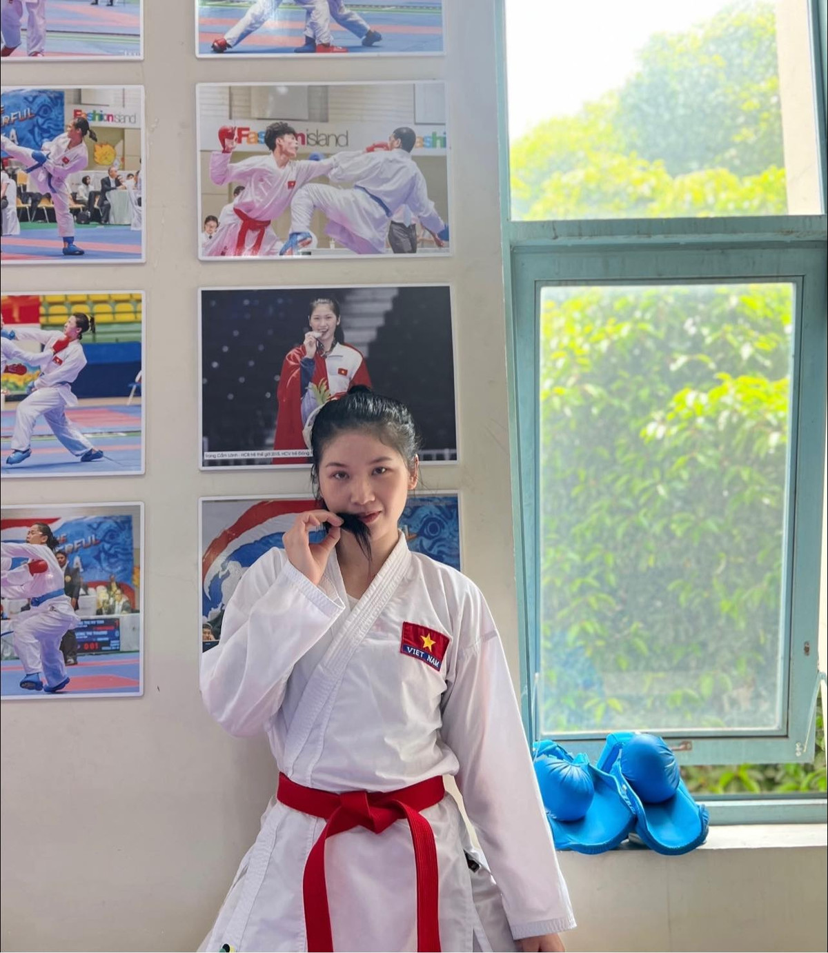 Ở SEA Games 30, Cẩm Lành mang về tấm HCĐ nội dung kumite hạng 55 kg của nữ. Hồi tháng 5 vừa qua, cô cùng đồng đội giành huy chương vàng nội dung kumite đối kháng đồng đội nữ của SEA Games 31.