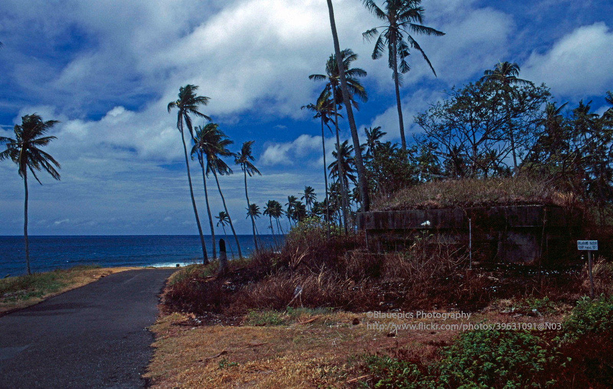 Boong-ke thời Nhật Bản chiếm đóng trên đảo Weh. Hòn đảo này từng là một tiền đồn của quân Nhật Bản thời Thế chiến II.
