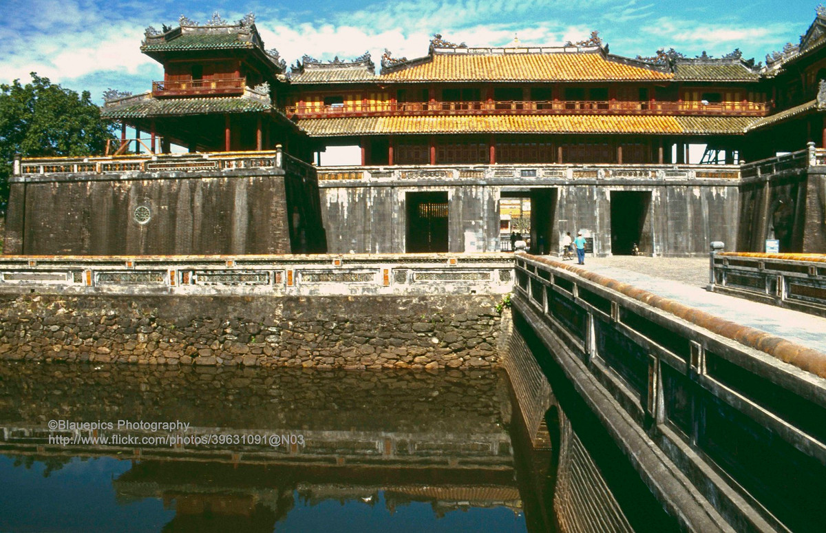 Cổng Ngọ Môn của Hoàng thành Huế.