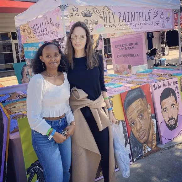 Angelina Jolie duoi ong kinh thuong, lieu con xung dang la minh tinh hang dau?