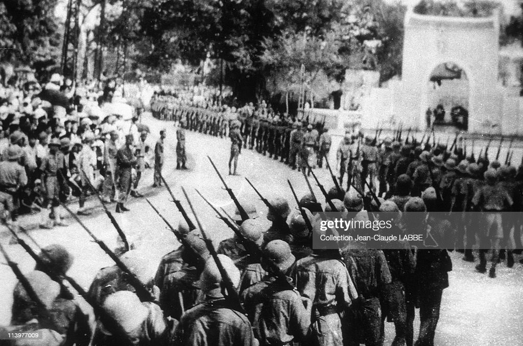 Lễ duyệt binh mừng chiến thắng Điện Biên Phủ được tổ chức ở Hà Nội sau khi quân ta giải phóng Thủ đô.