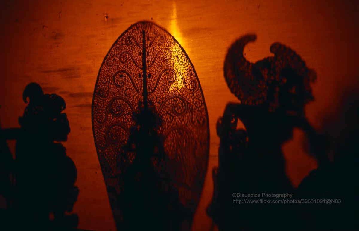 Màn biểu diễn rối bóng (wayang kulit) ở Ubud.