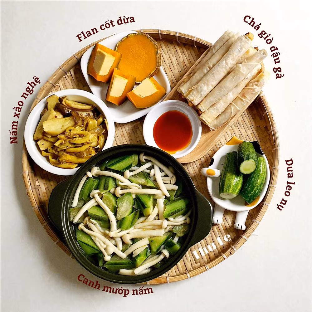 Loat mam com nhin la them cua vo 9x noi tieng nau an 