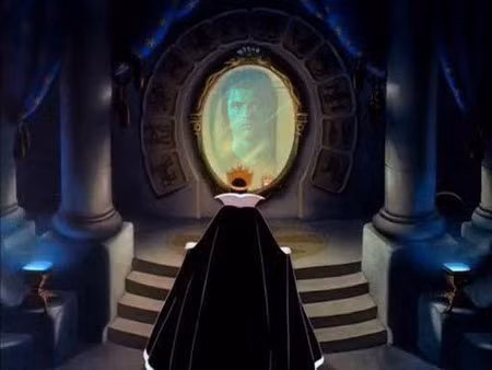 Theo tài liệu ghi chép của giới khoa học, gỗ cây coura có chứa một loại chất cực độc. Khi tiếp xúc với ánh sáng tự nhiên càng mạnh thì chất độc từ gỗ sẽ càng bay hơi tạo thành luồng khí độc trong không khí. Do đó, nếu người nào hít phải trong một thời gian ngắn thì mạch máu não sẽ bị tắc nghẽn, nứt vỡ, dẫn tới chứng tràn máu não và tử vong. Ông Waine đã khám nghiệm chiếc gương cổ quái đó trong phòng kín, không có ánh sáng chiếu vào. Ông thường đóng kín rèm cửa sổ khi làm việc do đó ánh sáng tự nhiên chiếu vào phòng rất yếu. Nhờ vây, khí độc từ khung gương bay ra rất ít nên ông vẫn an toàn.