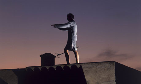 Tại cơ quan điều tra, hắn khai không có động cơ giết người. Albert còn cho biết, hắn mắc bệnh mộng du nên nếu có làm điều đó trong lúc tinh thần không minh mẫn cũng không có tội. Sau khi điều tra kỹ lưỡng, cơ quan điều tra đã thả Albert vì không có bằng chứng chứng tỏ hắn đã giết nạn nhân. Cho đến nay, người ta vẫn chưa tìm ra hung thủ sát hại Maria.