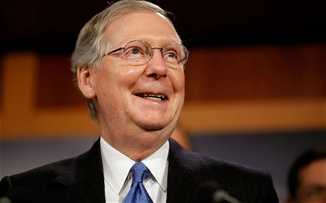 Ông Mitch McConnell.