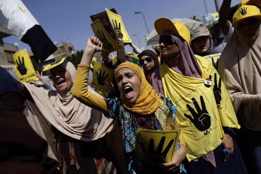 Người ủng hộ cựu Tổng thống Mursi biểu tình ở Cairo hôm 4/10.