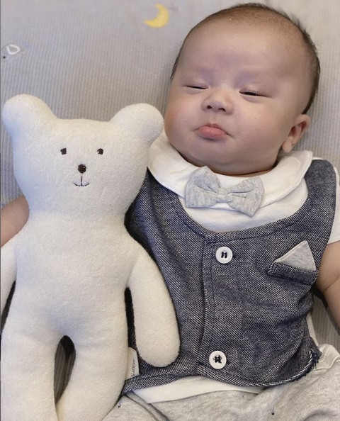 Con trai Duy Manh chinh thuc gia nhap hoi 'hot kid' Viet-Hinh-4