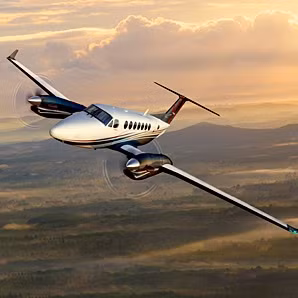 Beechcraft King Air 350i (7,5 triệu USD) là chiếc máy bay tư duy nhất có thể chở đến 10 người mà vẫn cực kỳ tiết kiệm nhiên liệu.