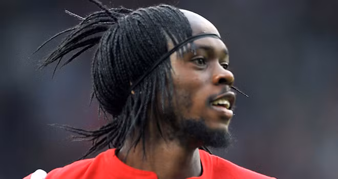 Nhưng trời không lấy đi của ai đó tất cả, Gervinho sở hữu sức mạnh, tốc độ cũng như nhiệt huyết chơi bóng. Chính những yếu tố đó đã giúp Gervinho có màn trình diễn thăng hoa với AS Roma mùa vừa qua.