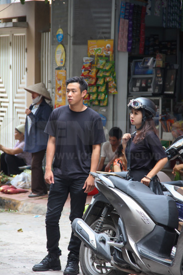 Huyme cho biết: "Tôi biết tin anh Toàn mất từ 12h đêm qua. Hiện tại tôi không biết phải nói gì, diễn tả thế nào để hết được niềm thương tiếc của mình với người anh thân thiết".