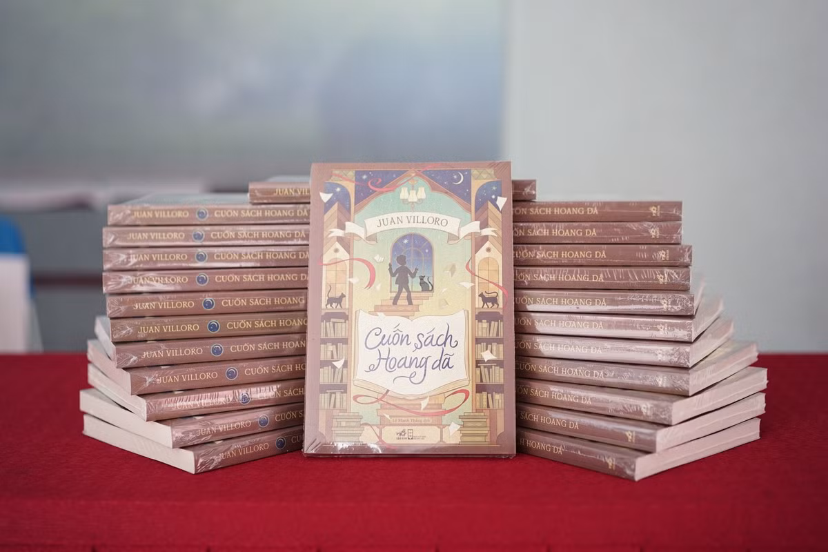 “Cuon sach hoang da” – Hanh trinh ky dieu trong the gioi sach