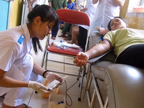 Cũng liên quan đến vụ việc này, ngày 12/10, Bộ Y tế cũng đã có công văn khẩn chỉ đạo kịp thời về việc sơ cấp cứu nạn nhân trong vụ nổ.