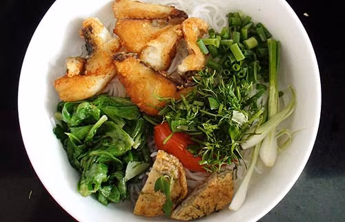 Và đây là "đặc sản" bún cá mà nhiều người vẫn tấm tắc khen ngon...