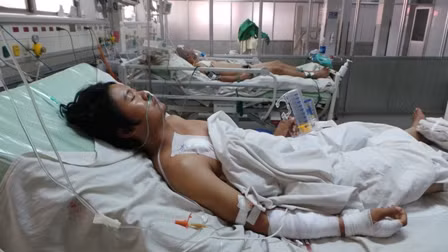 Ngoài ra, Tổng công ty Bảo hiểm Bảo Việt (Tập đoàn Bảo Việt) cho hay, công ty này đã bảo hiểm cho hơn 3.000 cán bộ, nhân viên tại Xí nghiệp Thuốc nổ - pháo hoa (Xí nghiệp 4), Nhà máy Z121 Phú Thọ.