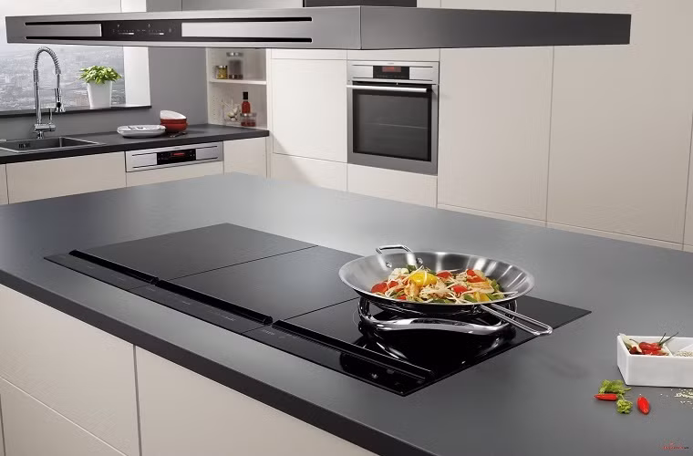 Với rất nhiều yếu tố nêu trên, người dùng cần chú ý về không gian phù hợp với loại bếp, thương hiệu cung cấp có uy tín để có sản phẩm tốt, chất lượng.