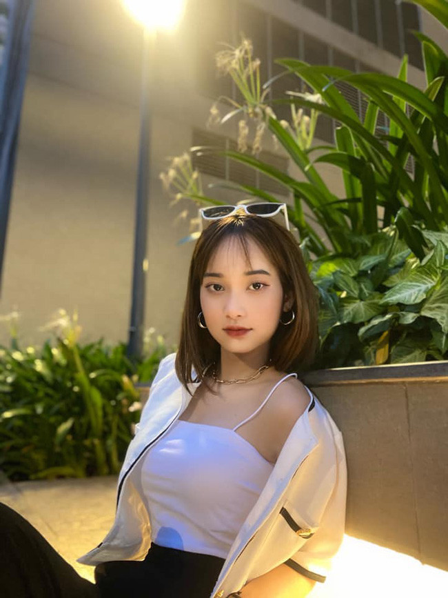 Nữ sinh Kinh tế tự nhận bản thân là một cô gái phóng khoáng.