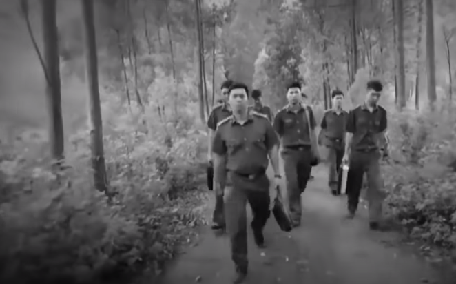 Ban giám đốc tỉnh đã giao cho Phòng Cảnh sát hình sự làm chủ công, truy xét nhân thân bị hại, phá án. Phòng đã huy động hàng chục trinh sát phối hợp với các đơn vị nghiệp vụ vào cuộc.