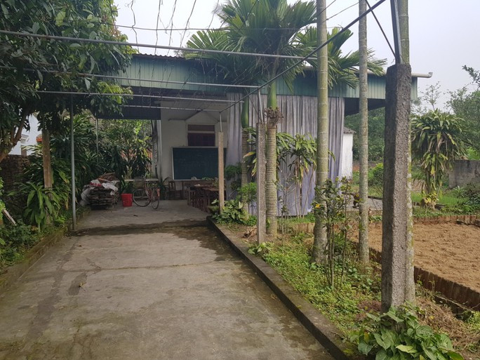 Hieu truong thong tin vu thay giao bi to sam so nu sinh o Ha Tinh