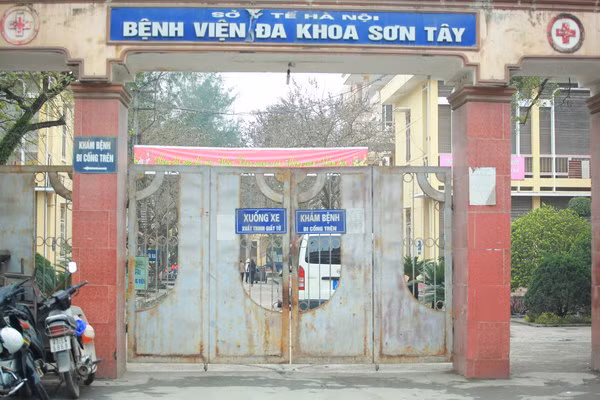 Bệnh viện Đa khoa Sơn Tây - nơi bị nghi truyền nhầm nhóm máu bệnh nhân Loan. Ảnh: Lê Phương.