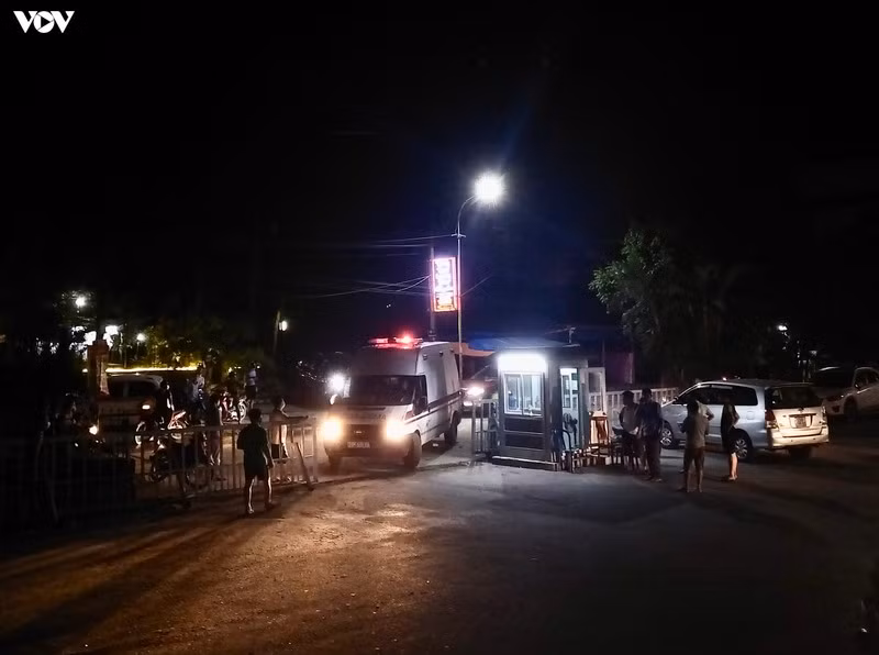 Hà Nội tiến hành phong toả chung cư Tân Việt vì ca nghi mắc Covid-19 Ha Noi tien hanh phong toa chung cu Tan Viet vi ca nghi mac Covid-19