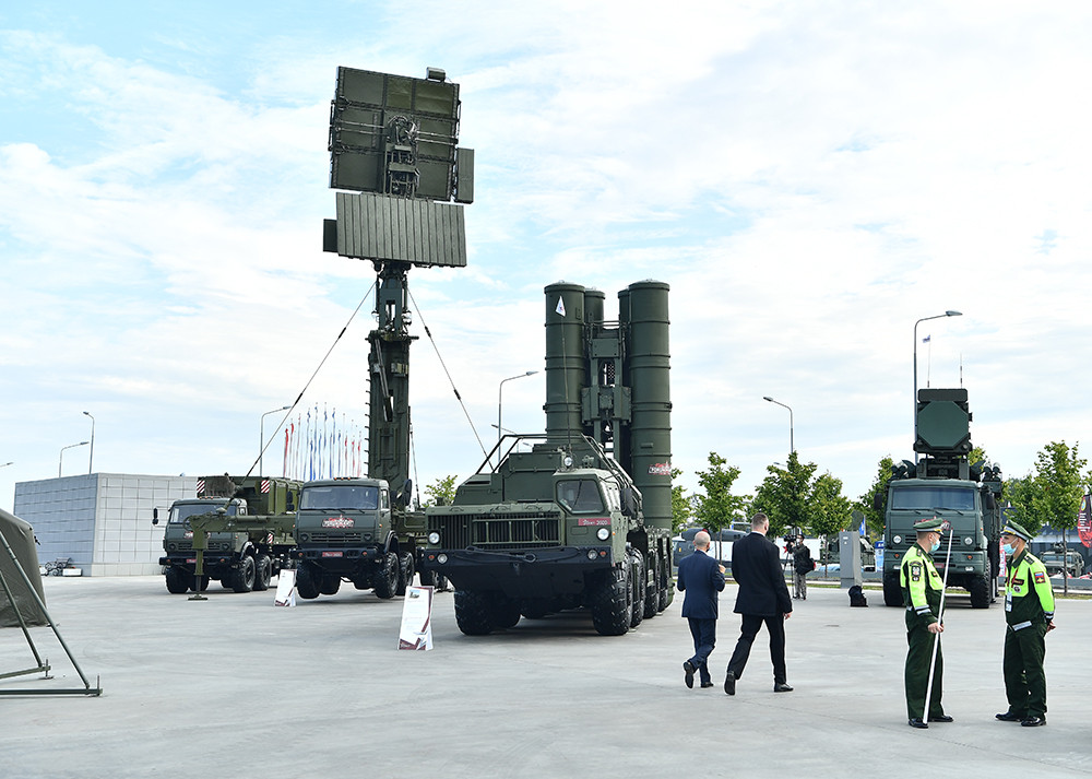 Man nhan dan khi tai quan su trung bay tai Dien dan Army 2020-Hinh-4