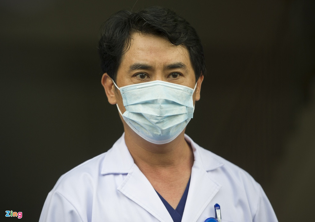 Bác sĩ Lê Đức Nhân, Giám đốc Bệnh viện Đà Nẵng, cho biết sau khi gỡ lệnh phong tỏa, bệnh viện sẽ đón bệnh nhân theo từng giai đoạn trên cơ sở đảm bảo nguyên tắc phòng, chống dịch.