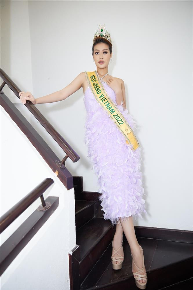 Thien An bi dim hang voi loat anh tu thoi lam MC truyen hinh-Hinh-5