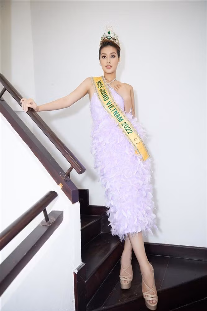 Thien An bi dim hang voi loat anh tu thoi lam MC truyen hinh-Hinh-5