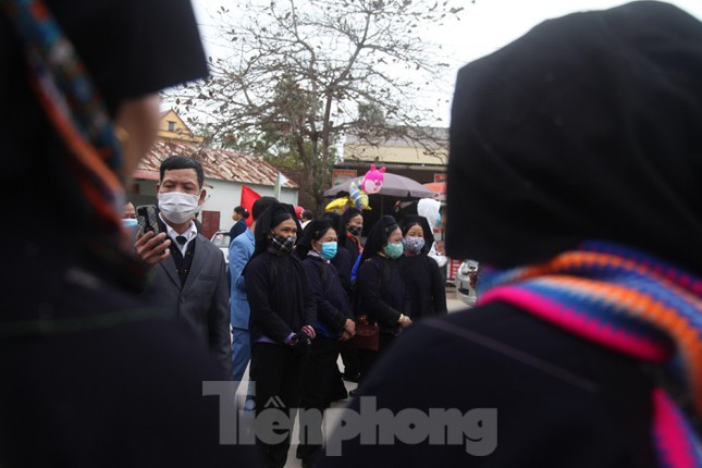 Những bài hát Soong hao ở chợ tình Tân Sơn luôn có sức hút mạnh mẽ với người dân tộc Nùng.