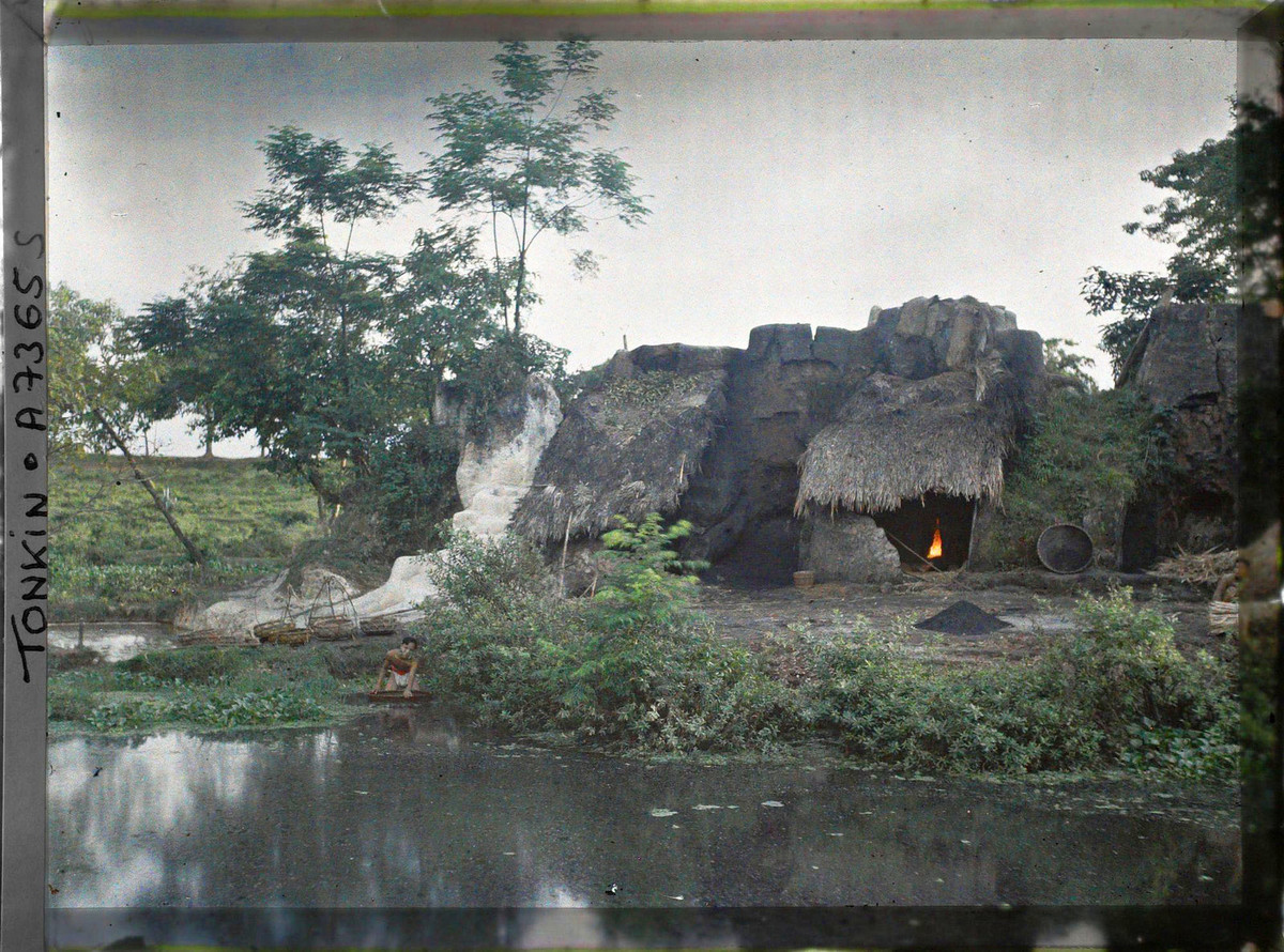 Lò giấy ở làng nghề giấy dó Yên Thái.