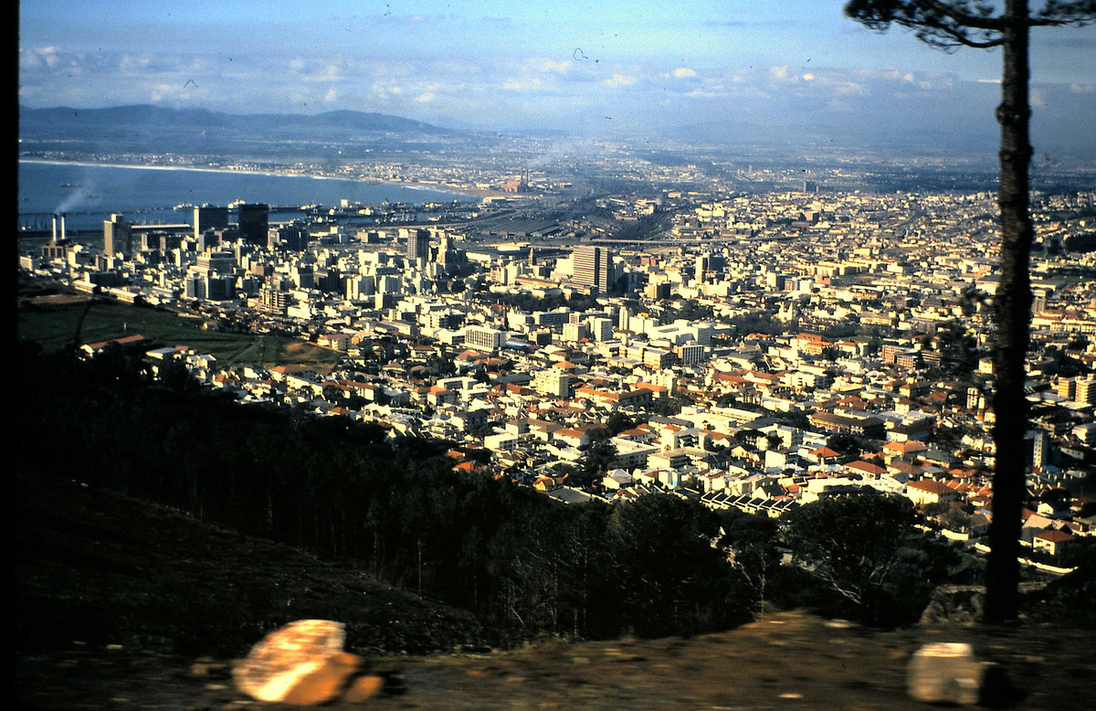 Thành phố Cape Town nhìn từ trên cao.