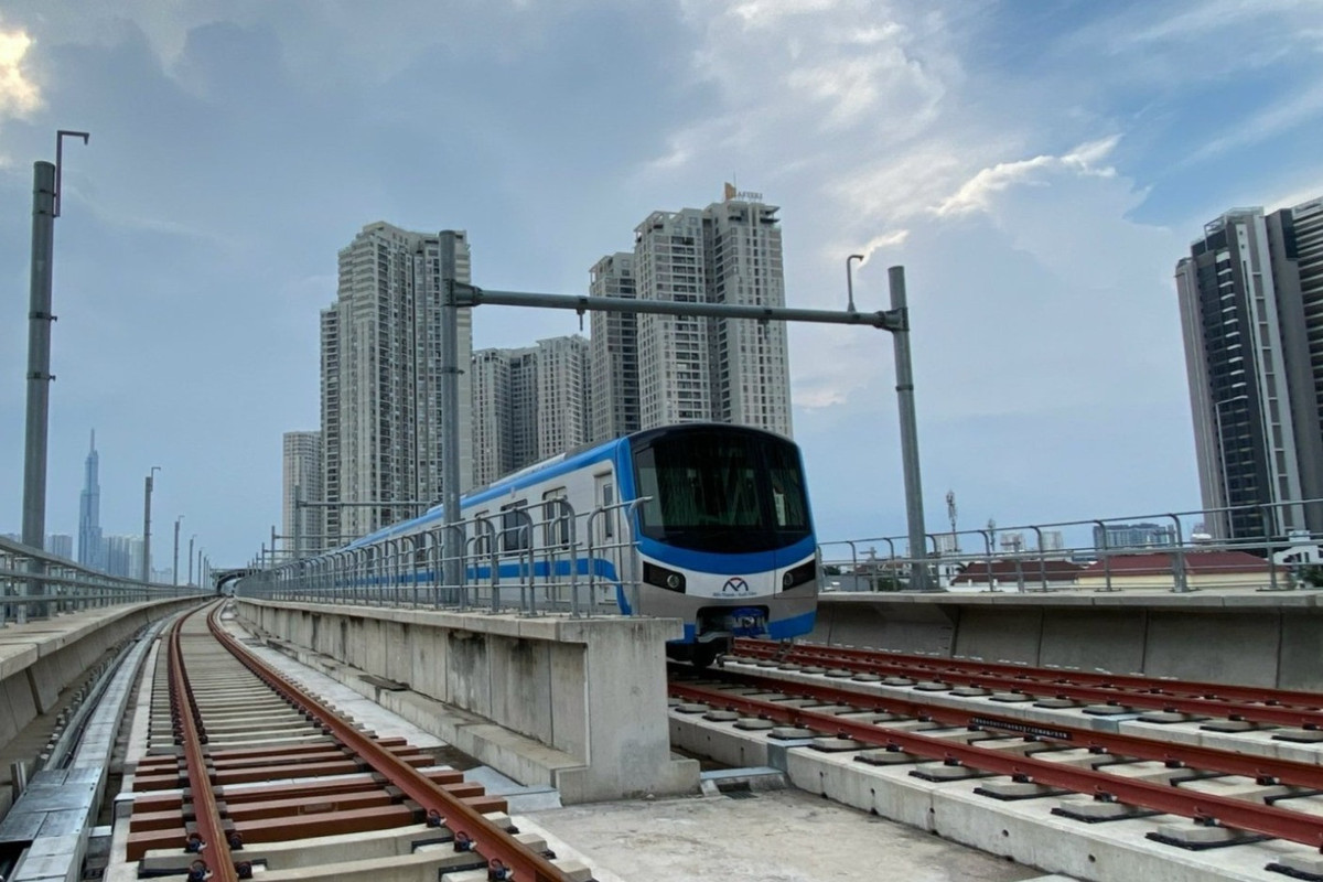 Lộ trình metro số 1 ở TP.HCM chạy thử nghiệm đoàn tàu đầu tiên Lo trinh metro so 1 o TP.HCM chay thu nghiem doan tau dau tien