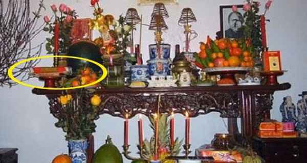 6 thu tuyet doi khong nen dat len ban tho keo mat phuc loc