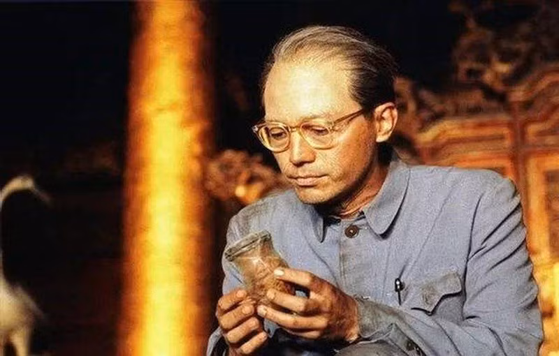 Quay ve Co Cung, Pho Nghi lao toi ngai vang tim kho bau: Do la gi?