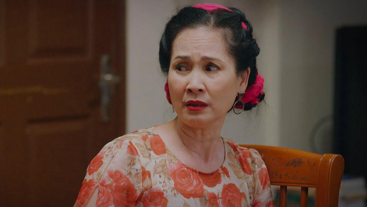 Vai dien me chong cua NSND Lan Huong gay uc che-Hinh-2